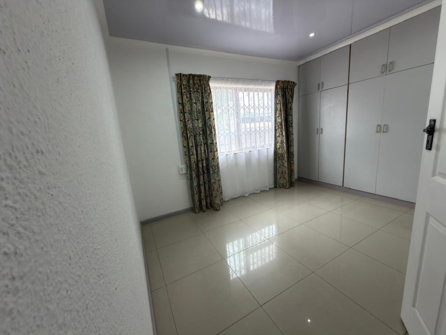 3 Bedroom Property for Sale in Sanddrift Western Cape